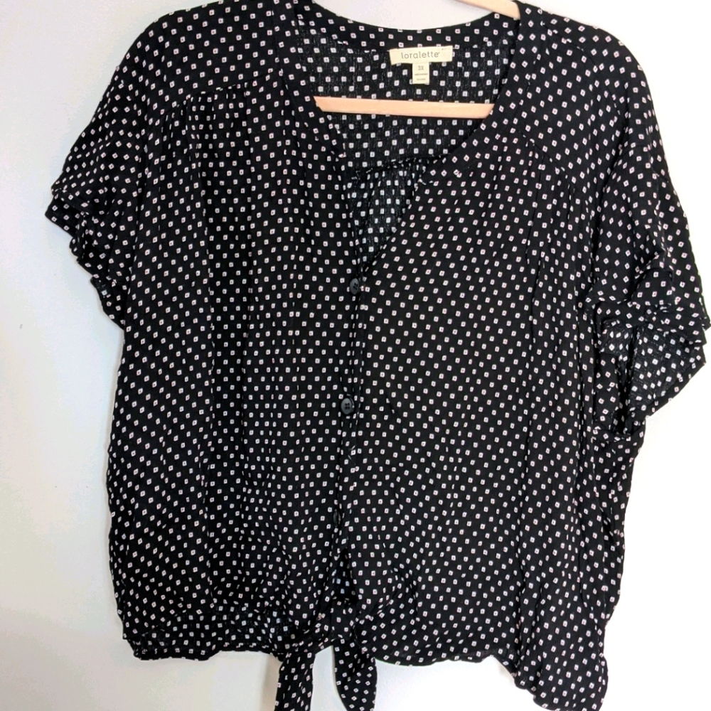 Plus Size Short Sleeve V-neck Front Tie Blouse
